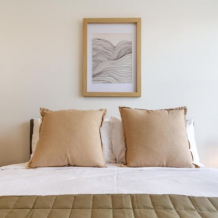 2 Bed, 2 Bath W Sofa Bed - Great Cafes Nearby Apartment Christchurch Luaran gambar