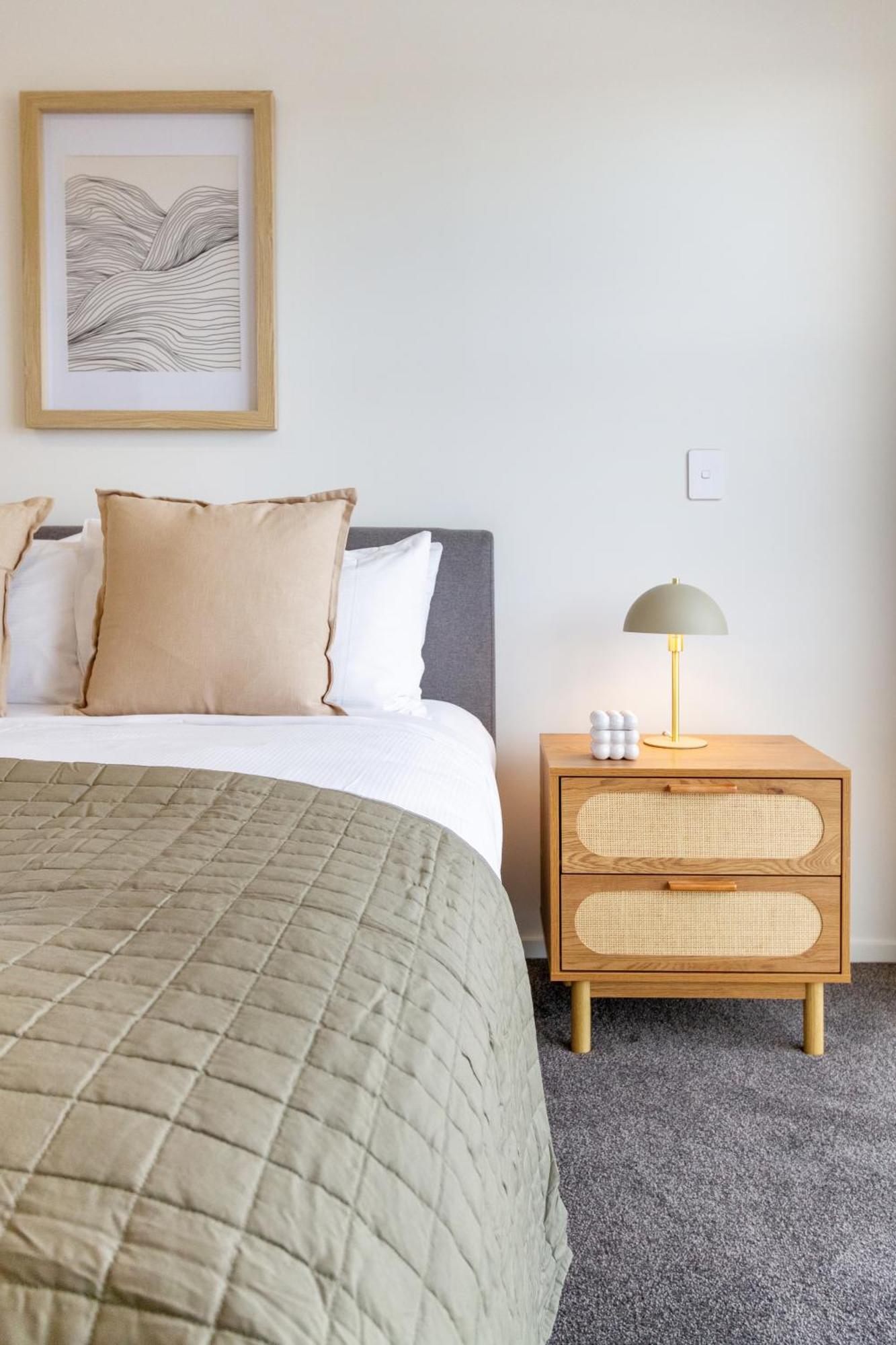 2 Bed, 2 Bath W Sofa Bed - Great Cafes Nearby Apartment Christchurch Luaran gambar