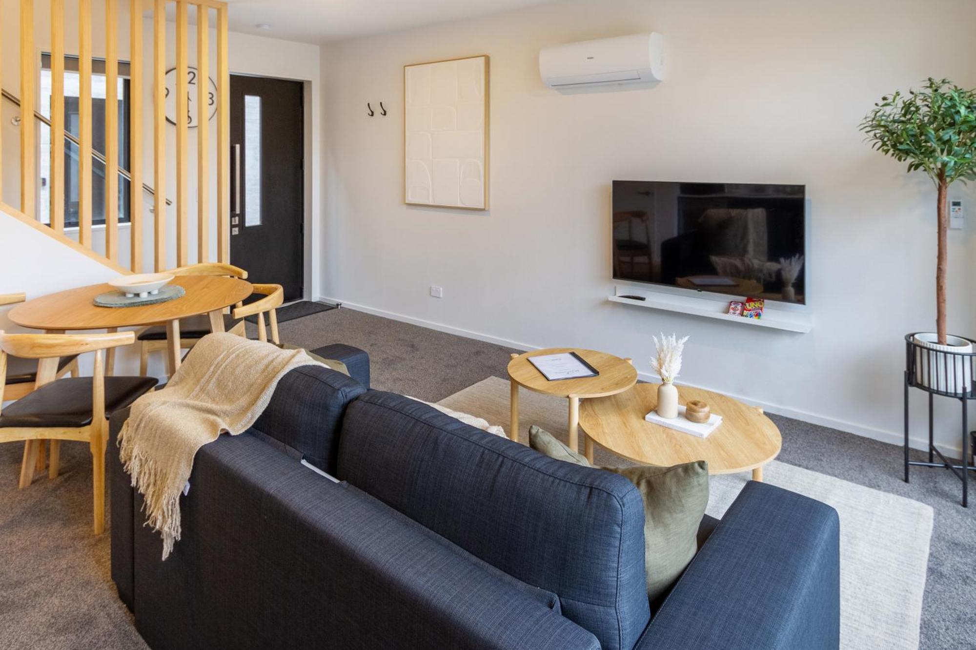 2 Bed, 2 Bath W Sofa Bed - Great Cafes Nearby Apartment Christchurch Luaran gambar