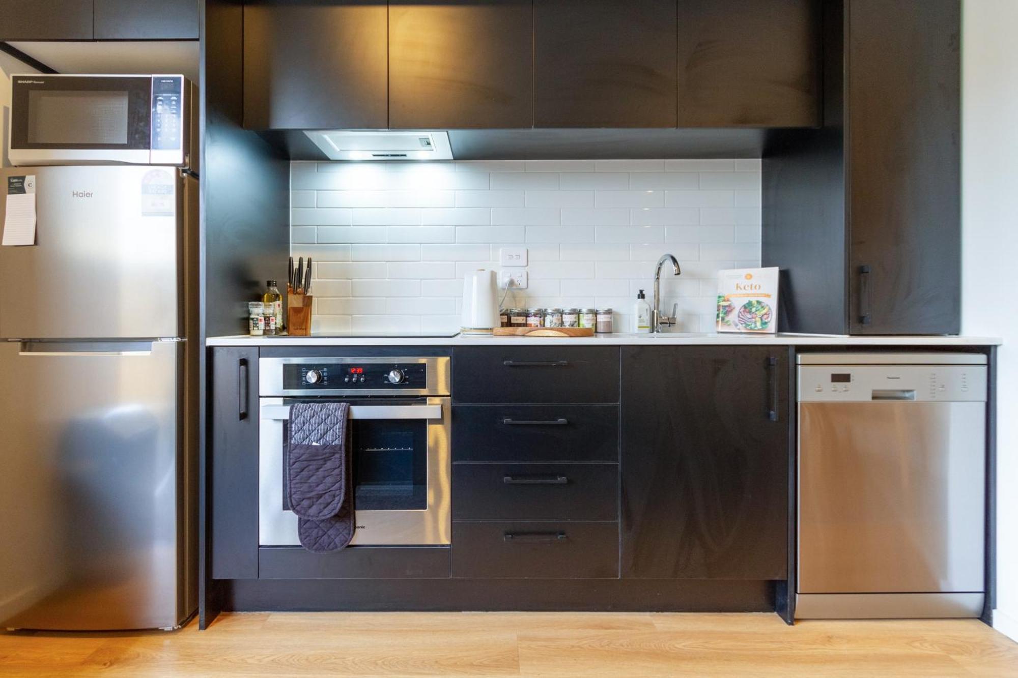 2 Bed, 2 Bath W Sofa Bed - Great Cafes Nearby Apartment Christchurch Luaran gambar